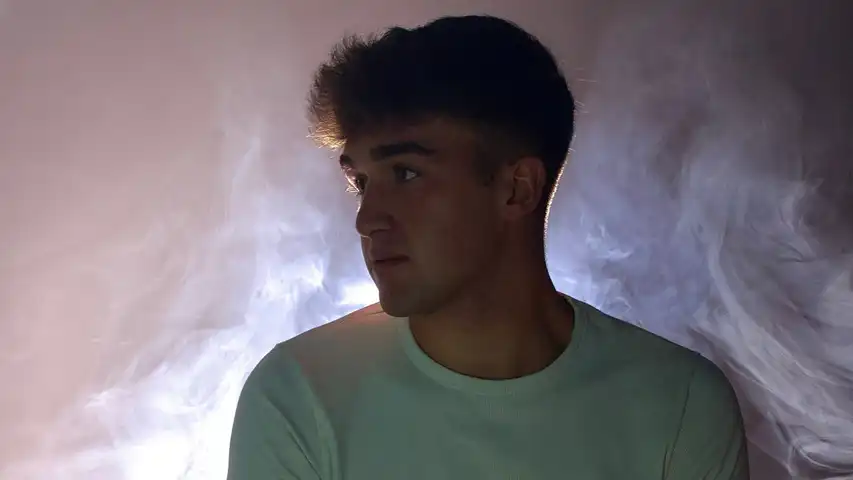 Contestant Image - LLERAS