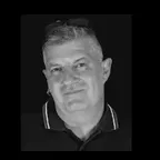 Member image - Evan Dedes