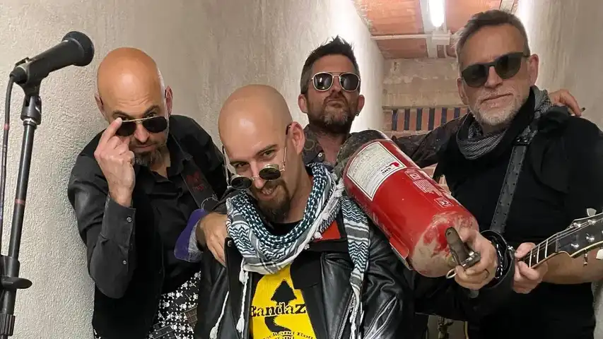 Contestant Image - KarölinoX